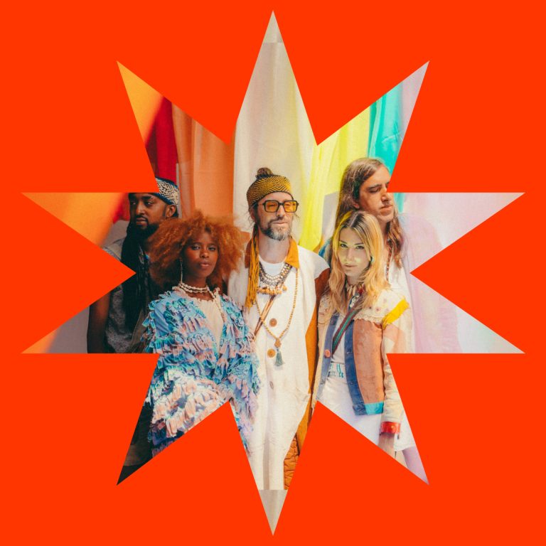 CrystalFighters_CT25